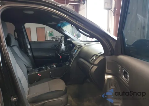 2013 Ford Police Interceptor из США, поврежденный, VIN 1FM5K8AR0DGC63240